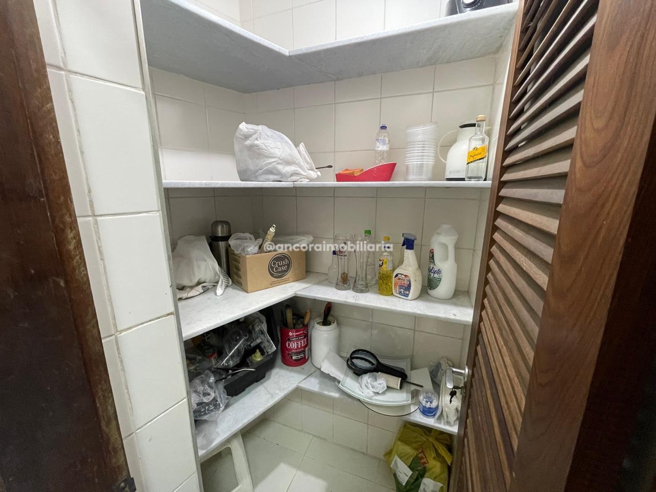 Casa Comercial para aluguel no Prado: 