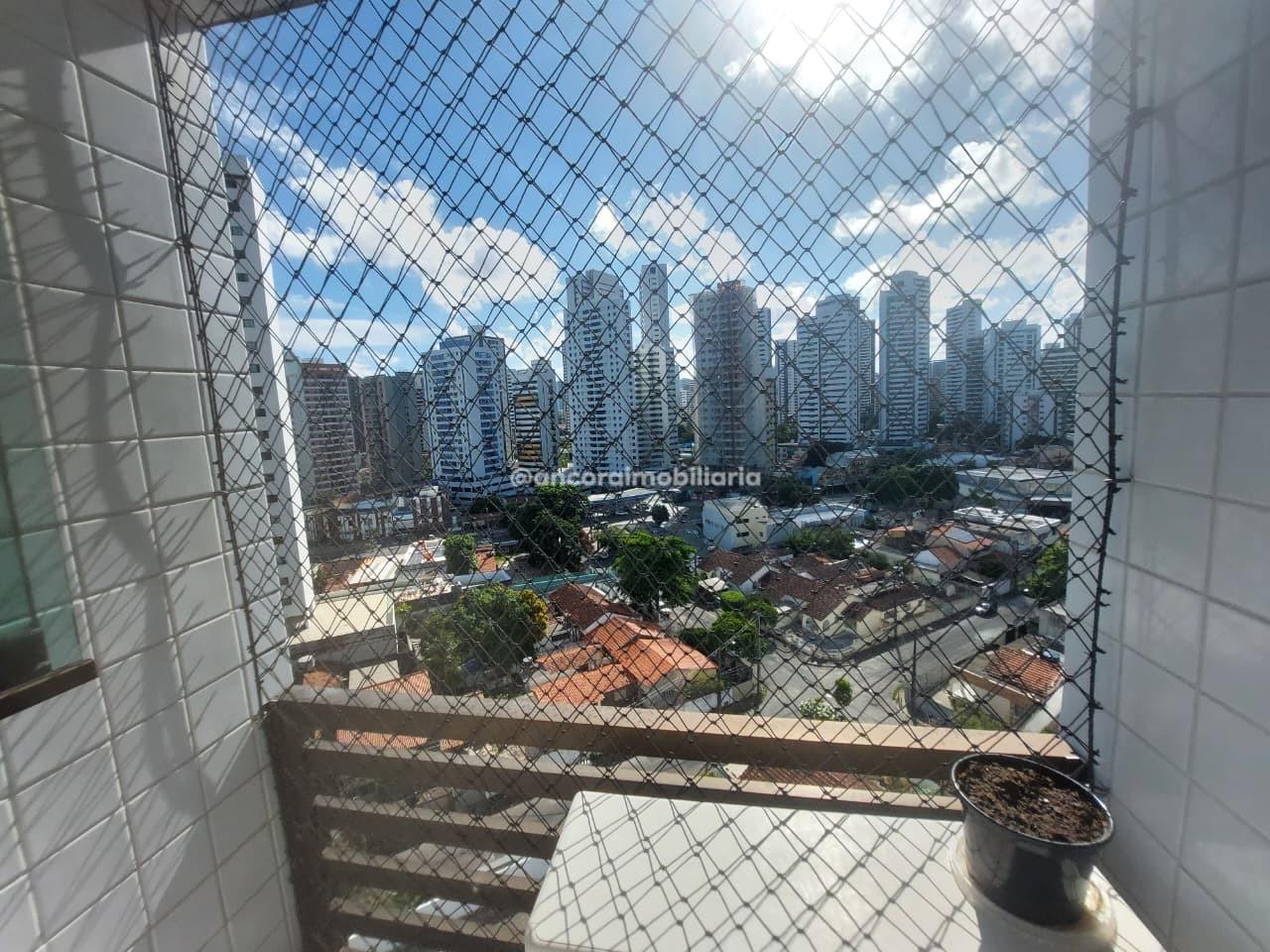 Apartamento à venda no Encruzilhada: 