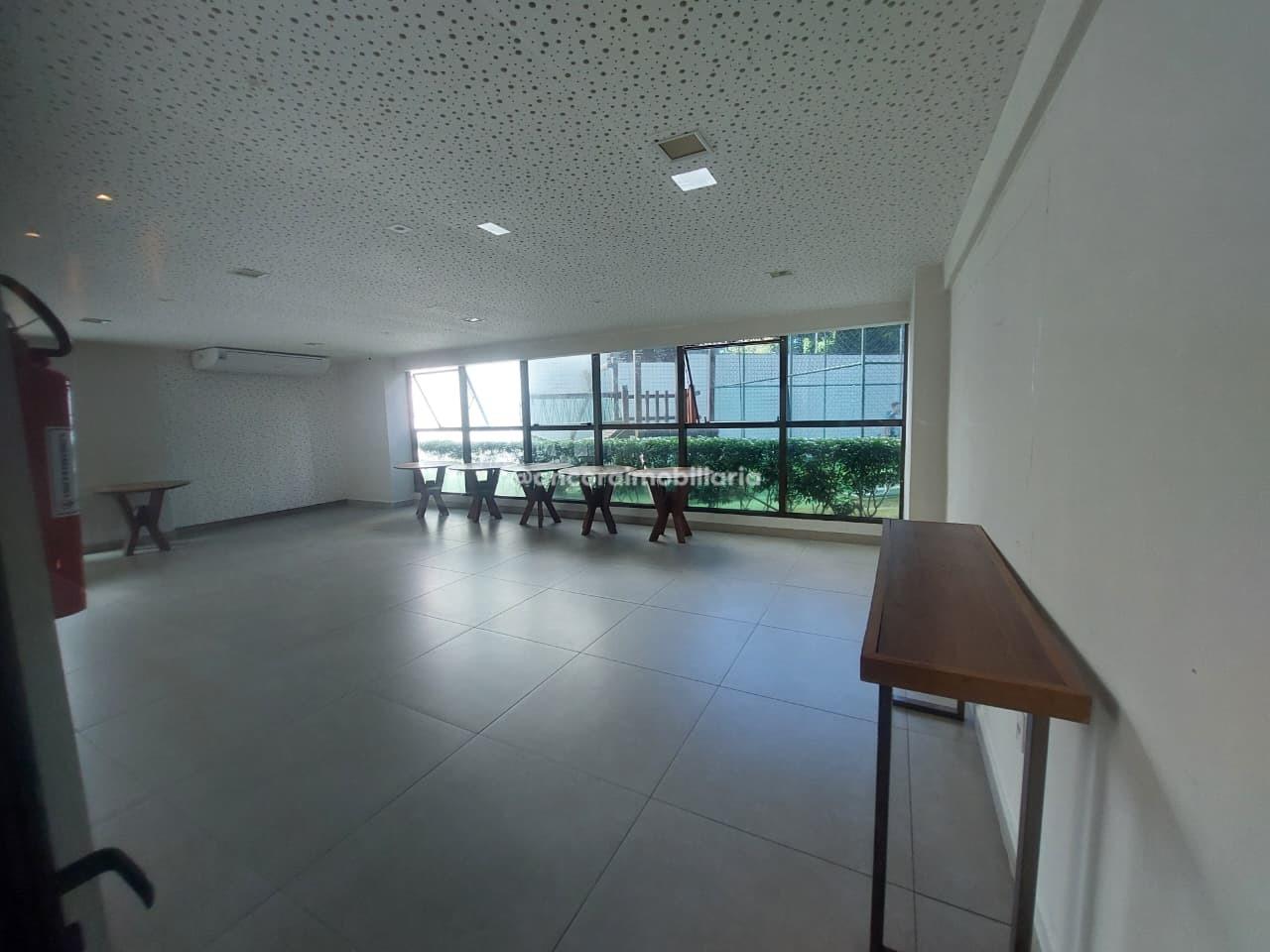 Apartamento à venda no Encruzilhada: 