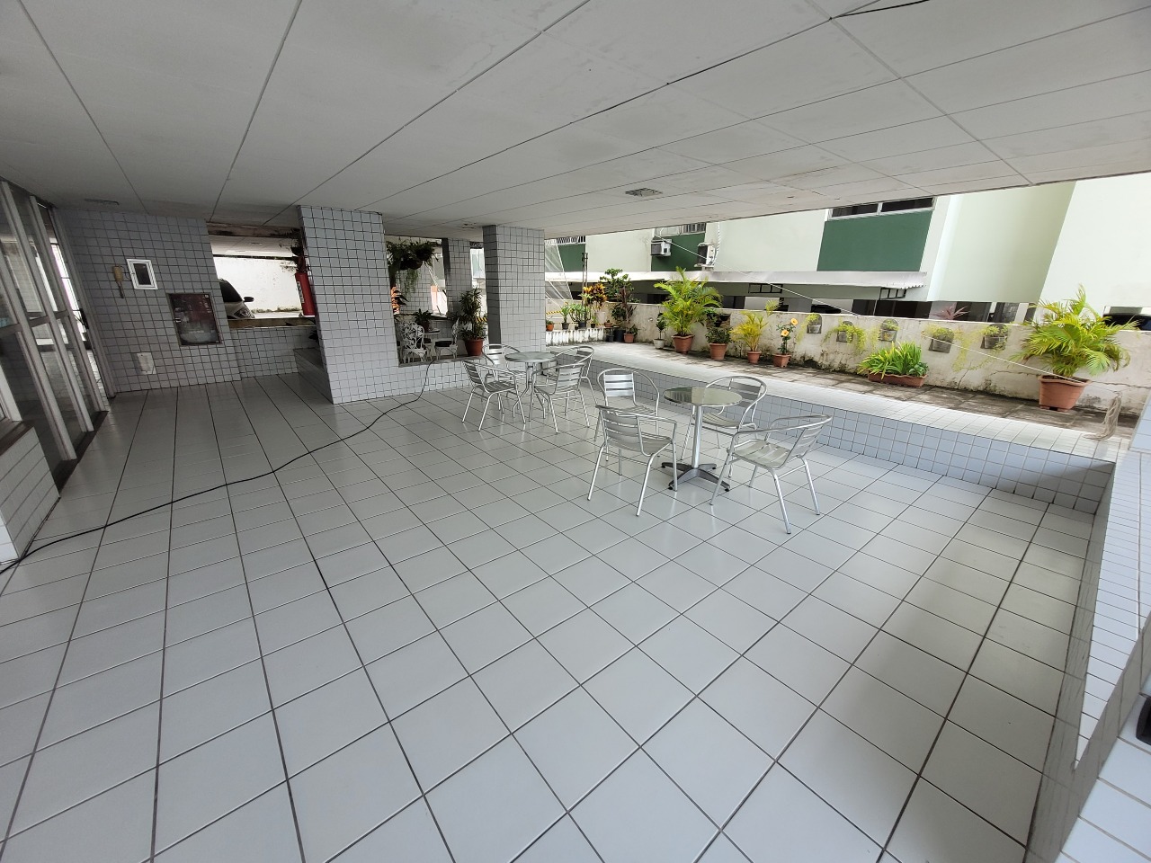 Apartamento para aluguel no Madalena: 