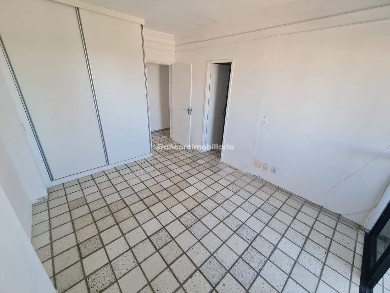 Apartamento à venda no Espinheiro: 