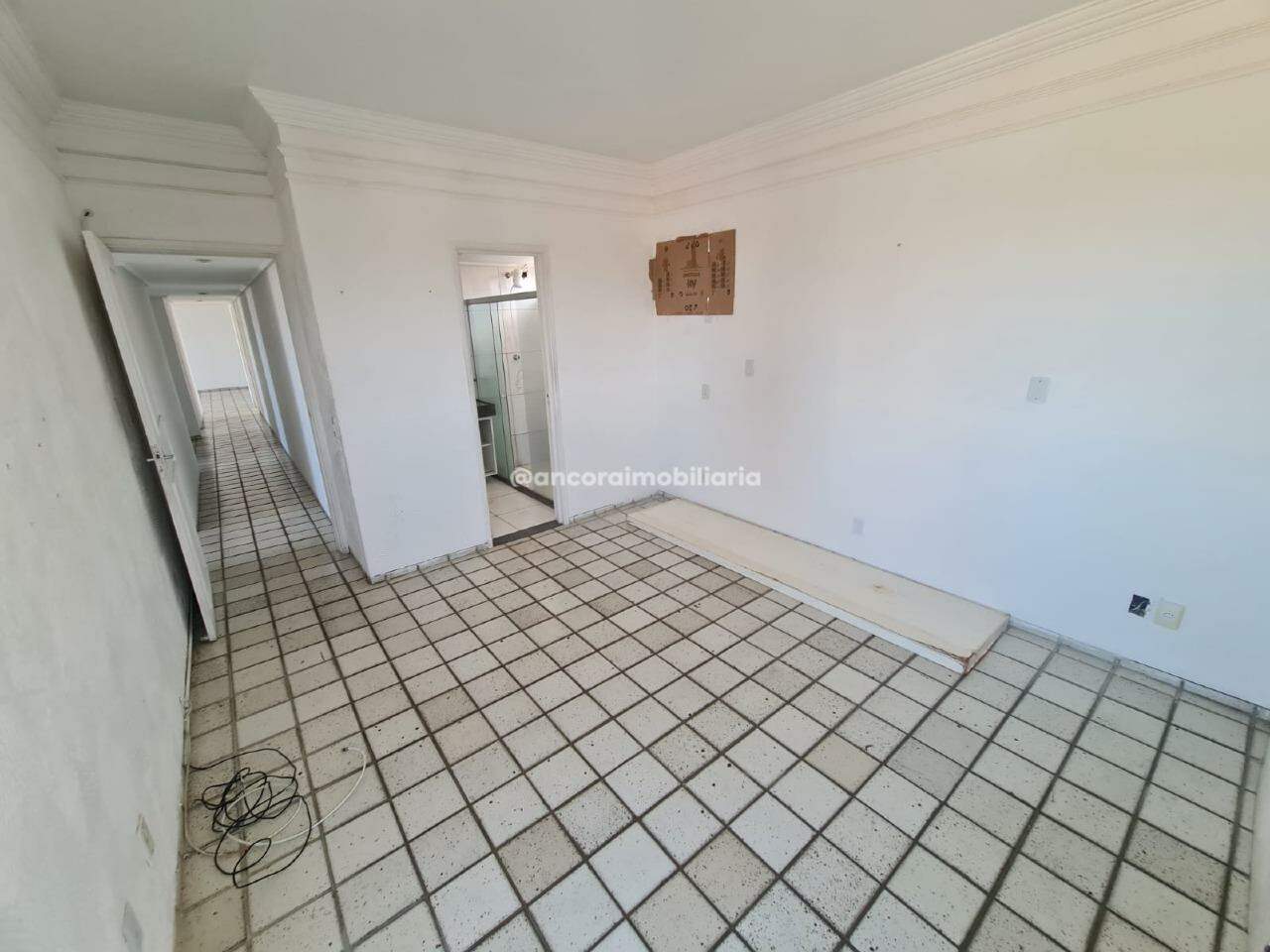 Apartamento à venda no Espinheiro: 