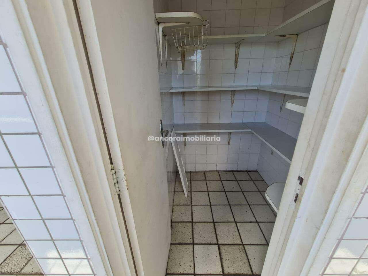 Apartamento à venda no Espinheiro: 