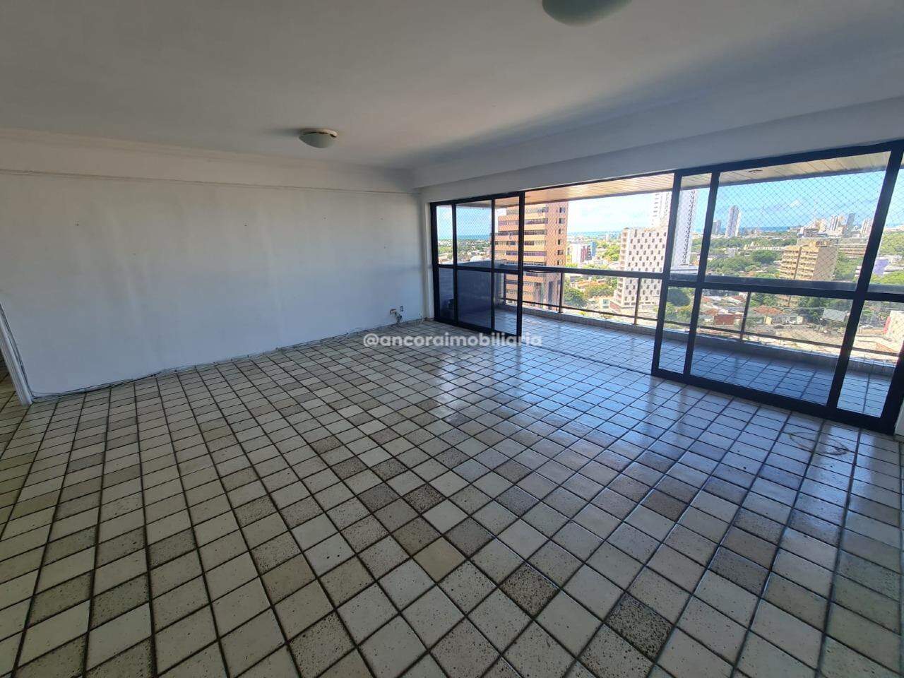 Apartamento à venda no Espinheiro: 