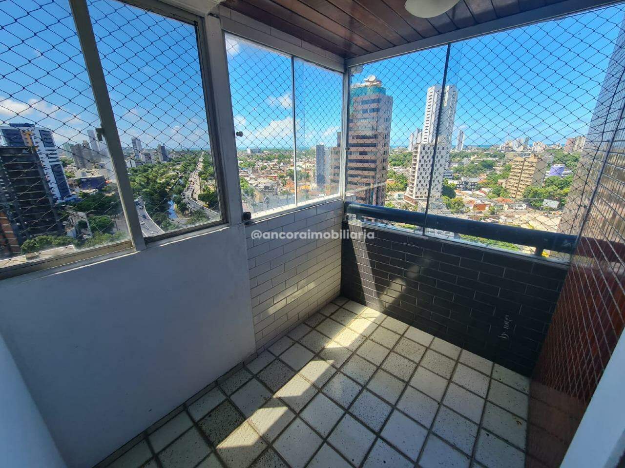 Apartamento à venda no Espinheiro: 