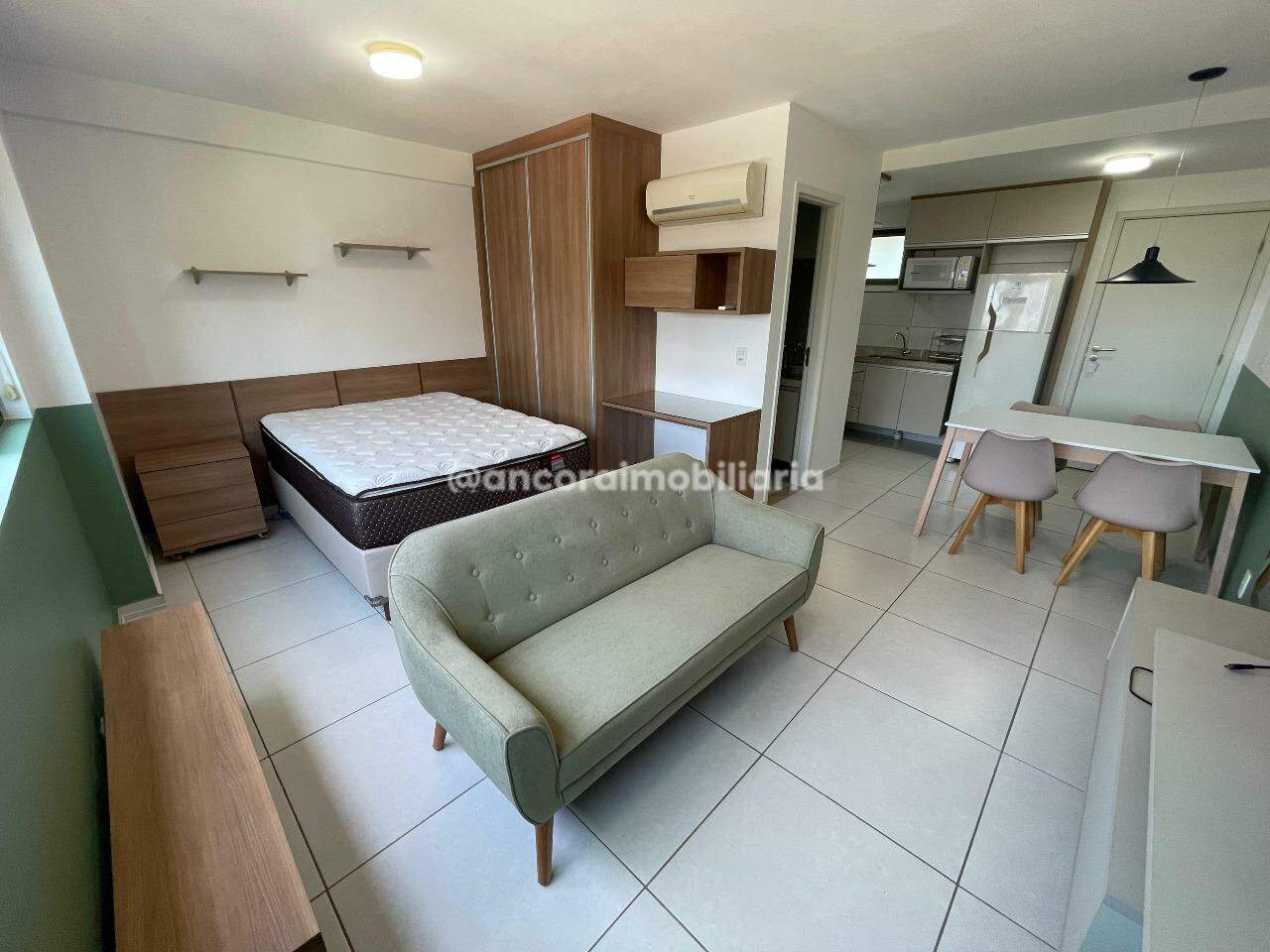 Apartamento para aluguel no Aflitos: 