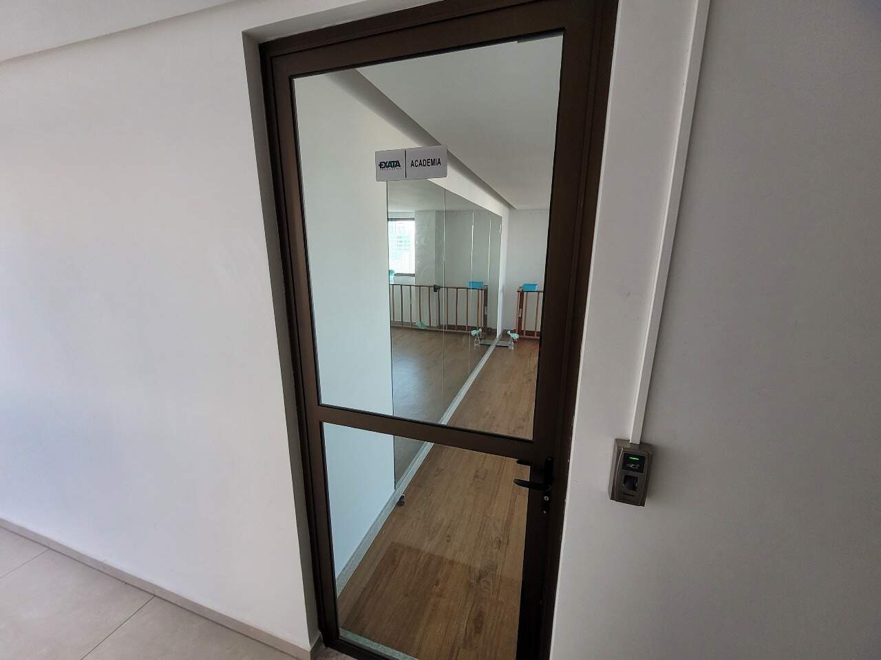 Apartamento para aluguel no Aflitos: 