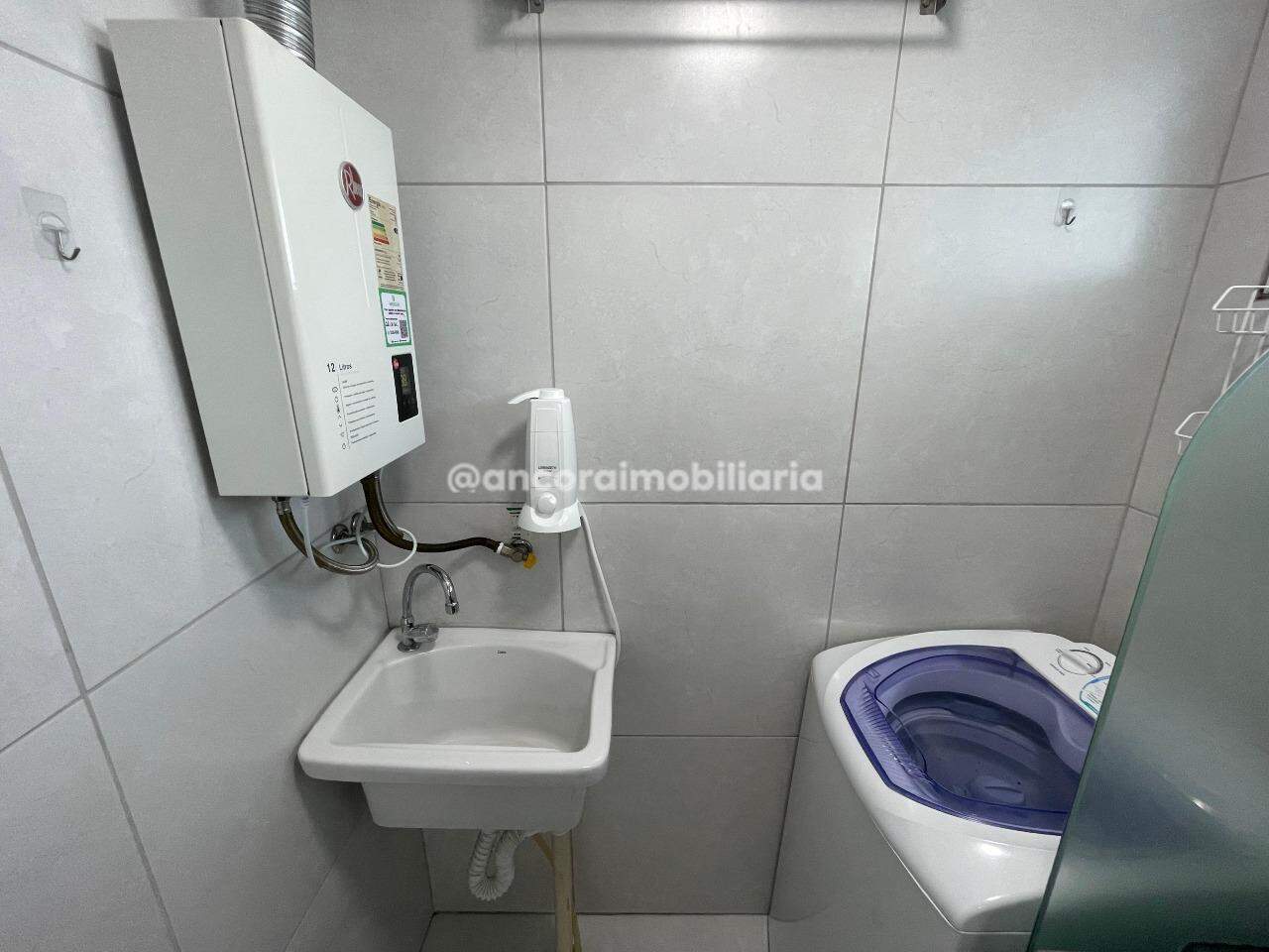 Apartamento para aluguel no Aflitos: 