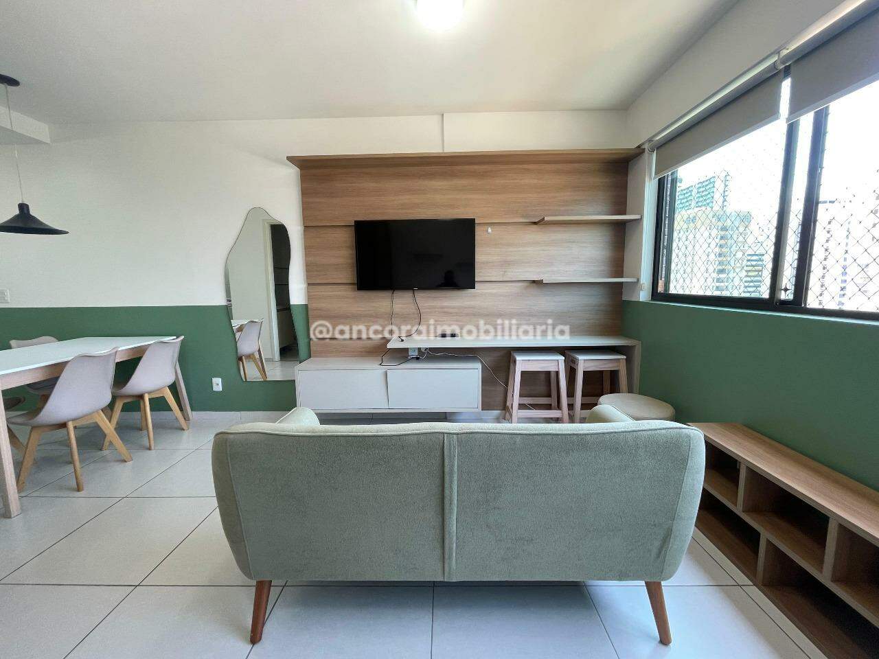 Apartamento para aluguel no Aflitos: 