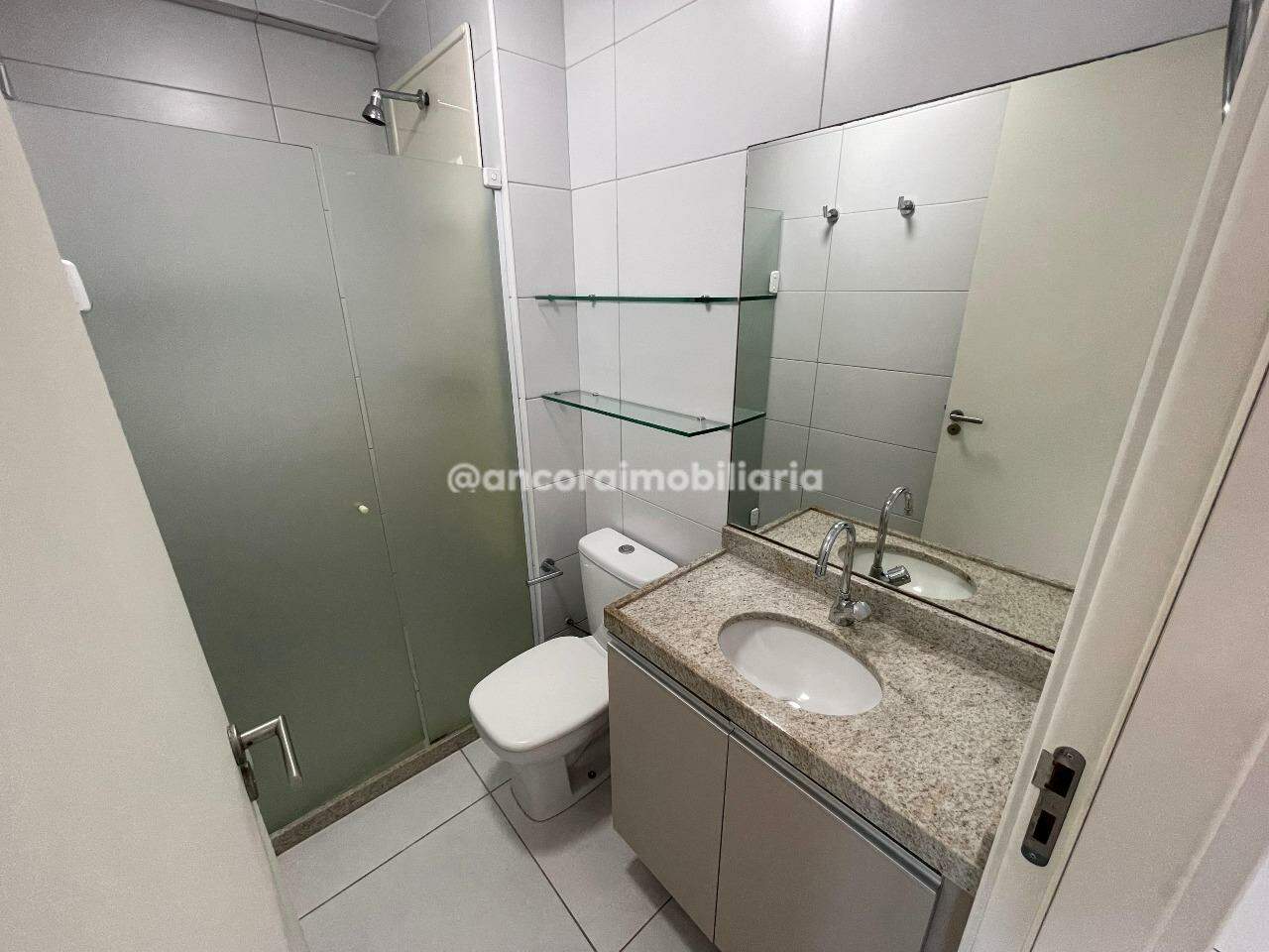 Apartamento para aluguel no Aflitos: 