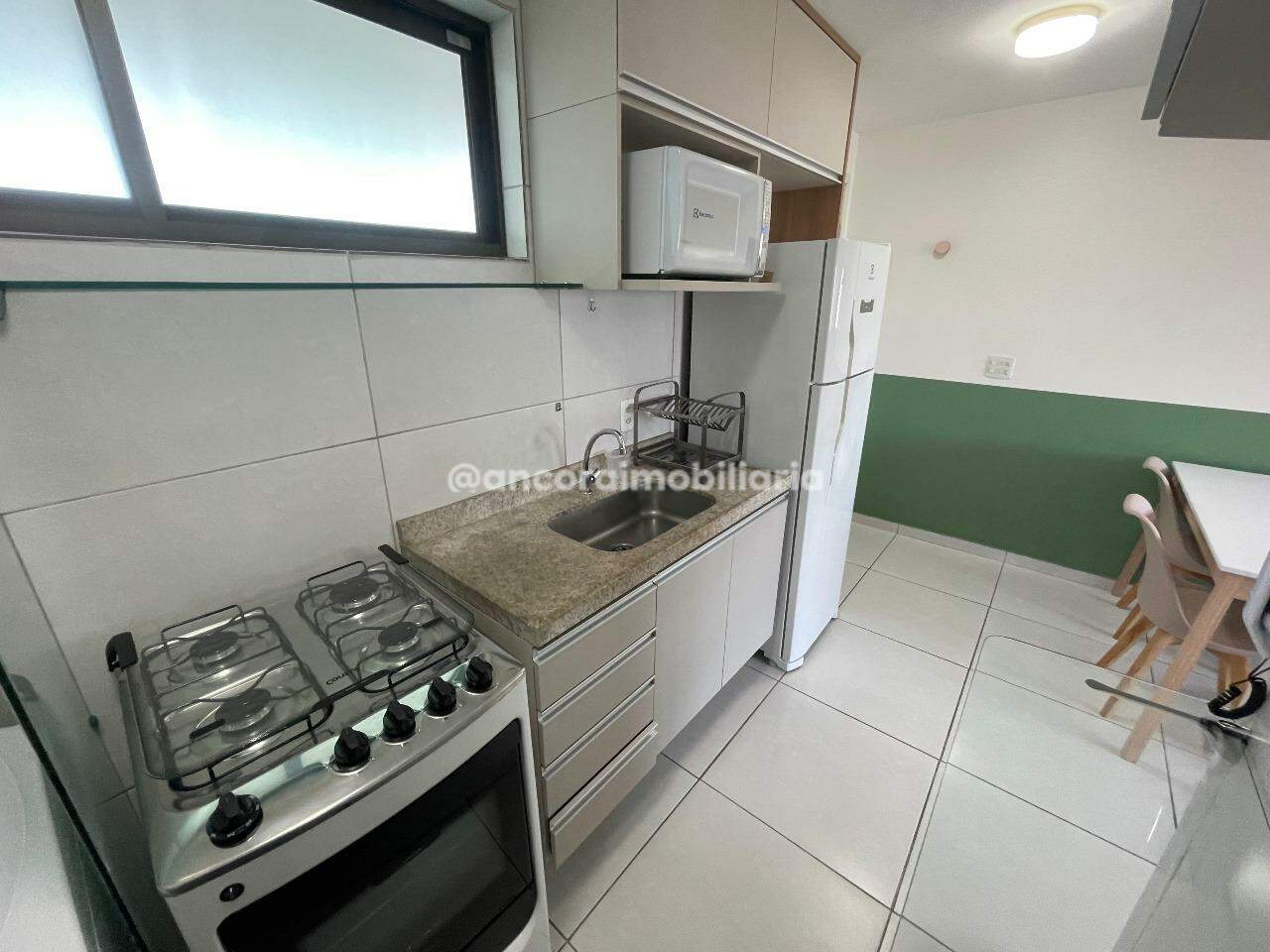 Apartamento para aluguel no Aflitos: 