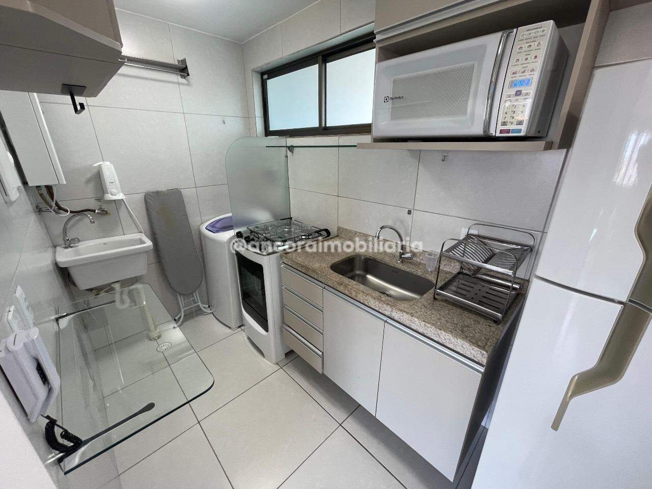 Apartamento para aluguel no Aflitos: 