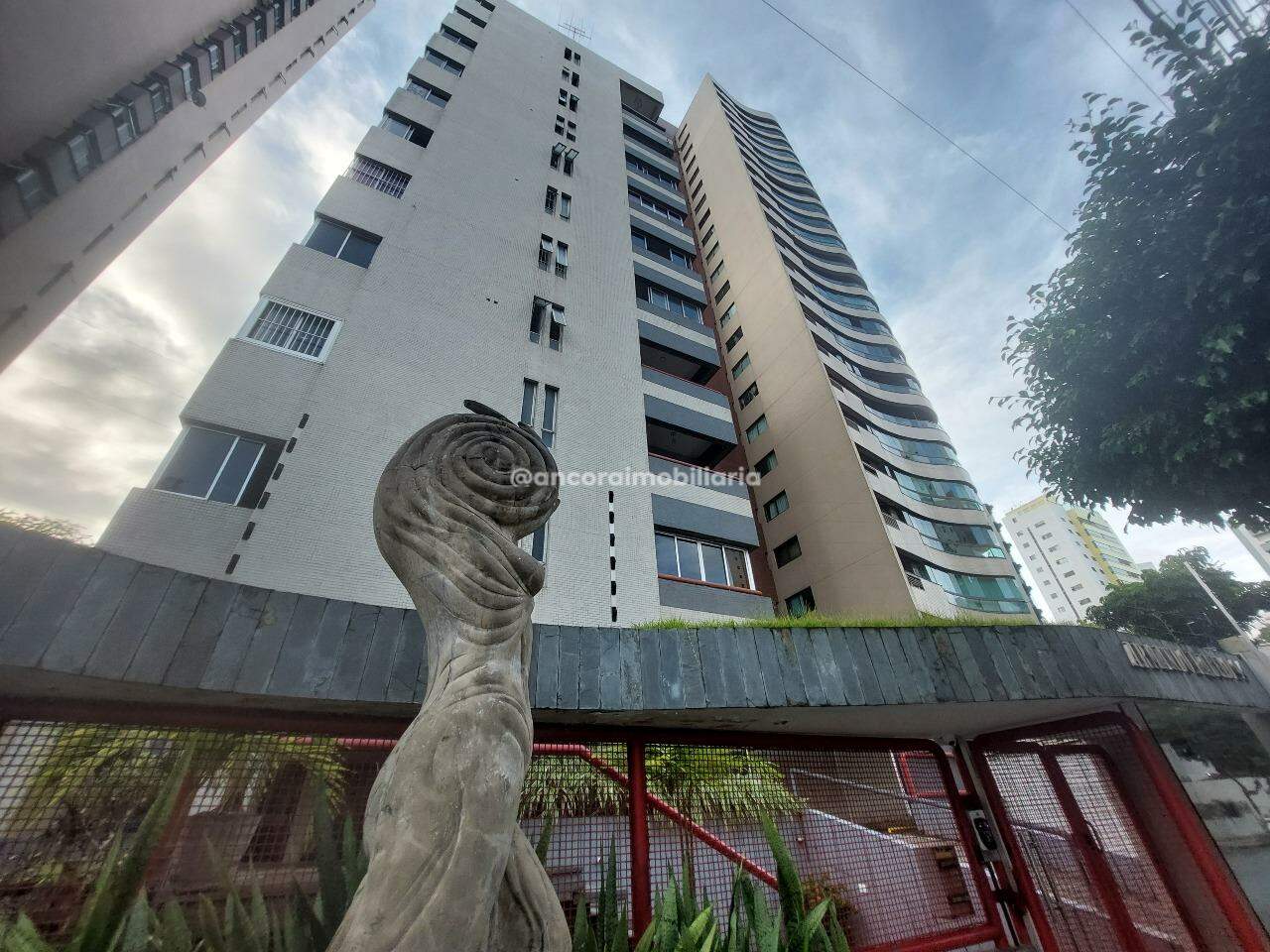 Apartamento à venda no Espinheiro: 