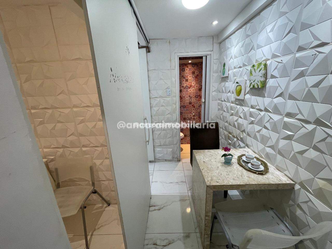 Sala para aluguel no Torre: 