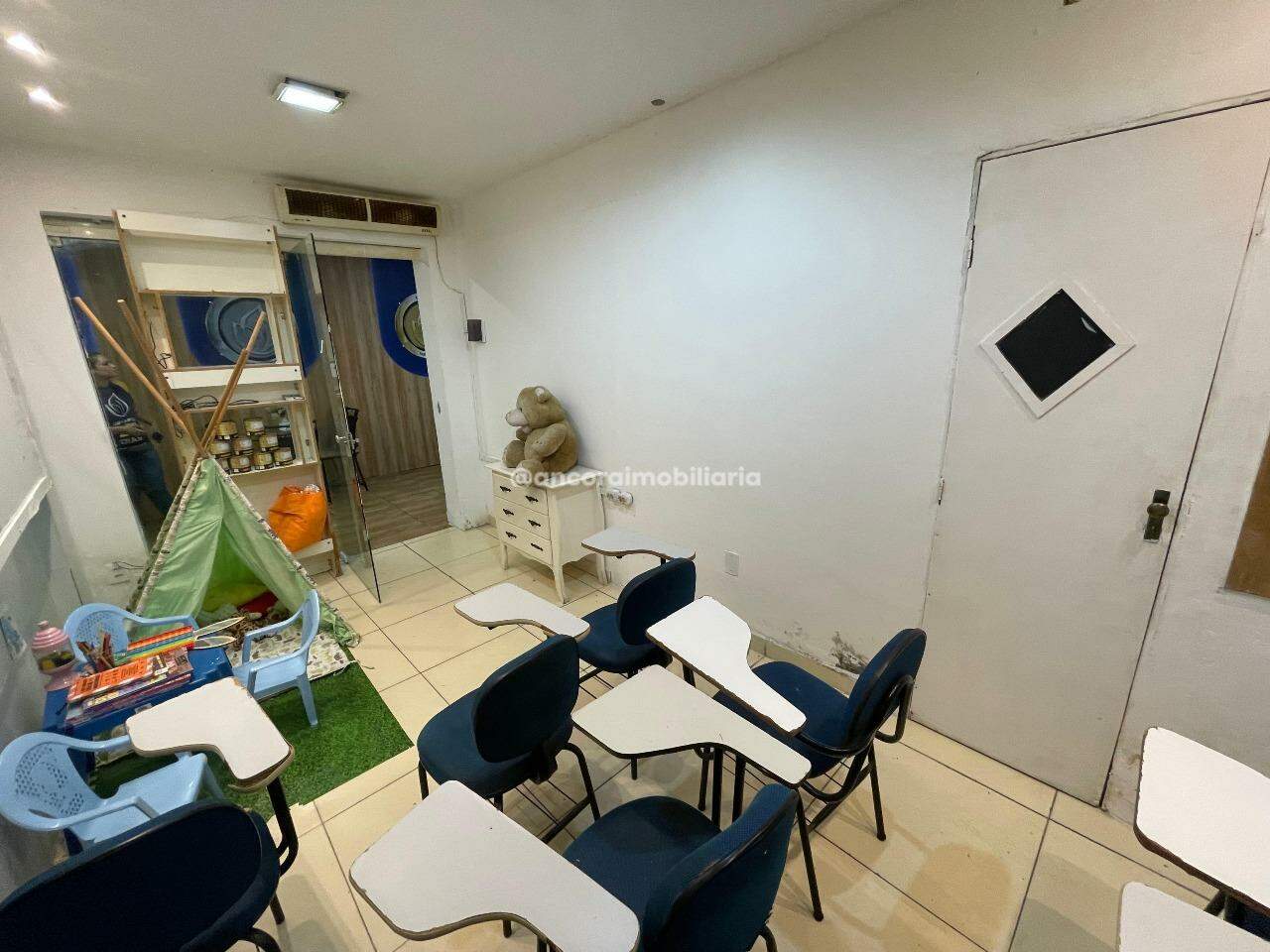 Sala para aluguel no Torre: