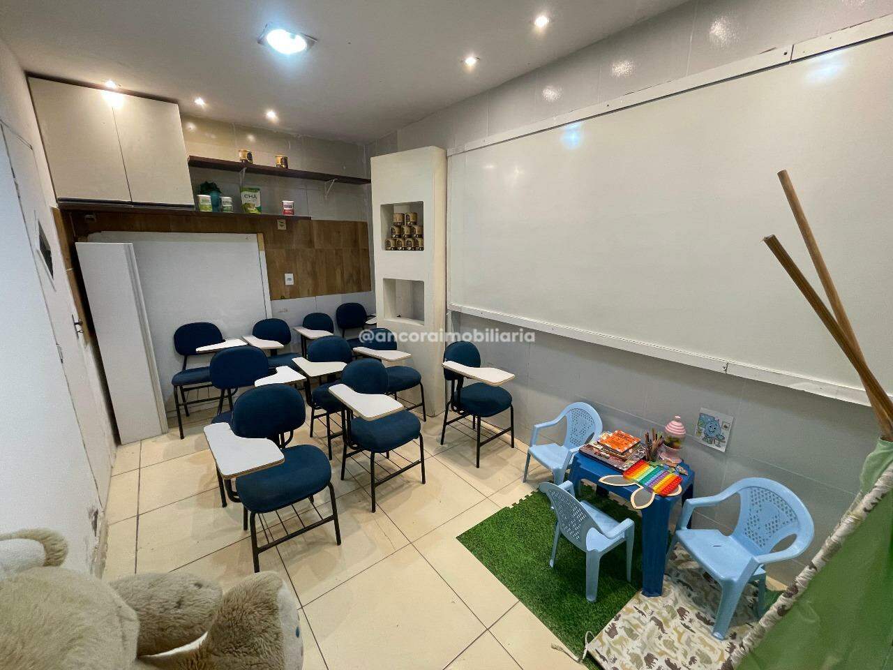 Sala para aluguel no Torre: