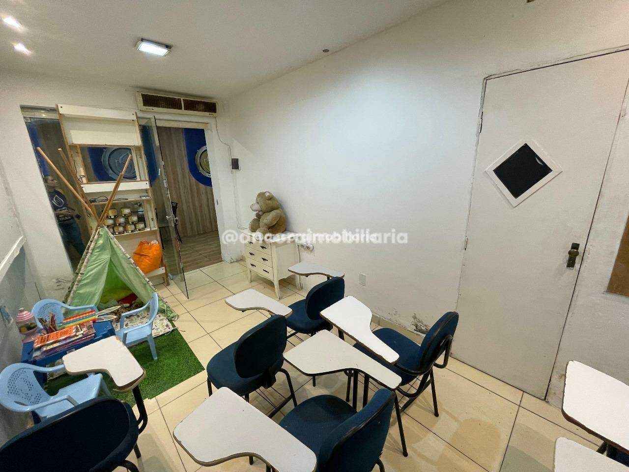Sala para aluguel no Torre: 