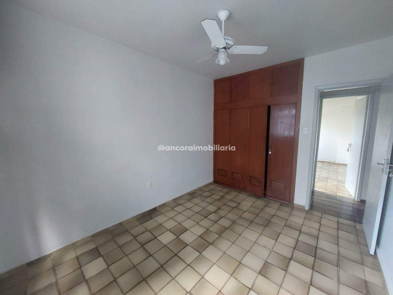 Apartamento à venda no Espinheiro: 