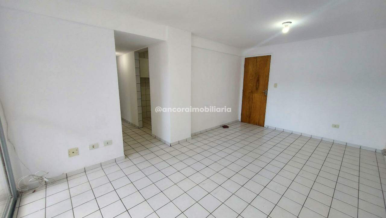 Apartamento à venda no Encruzilhada: 