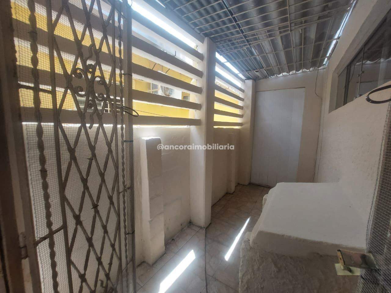 Casa à venda no Cajueiro: