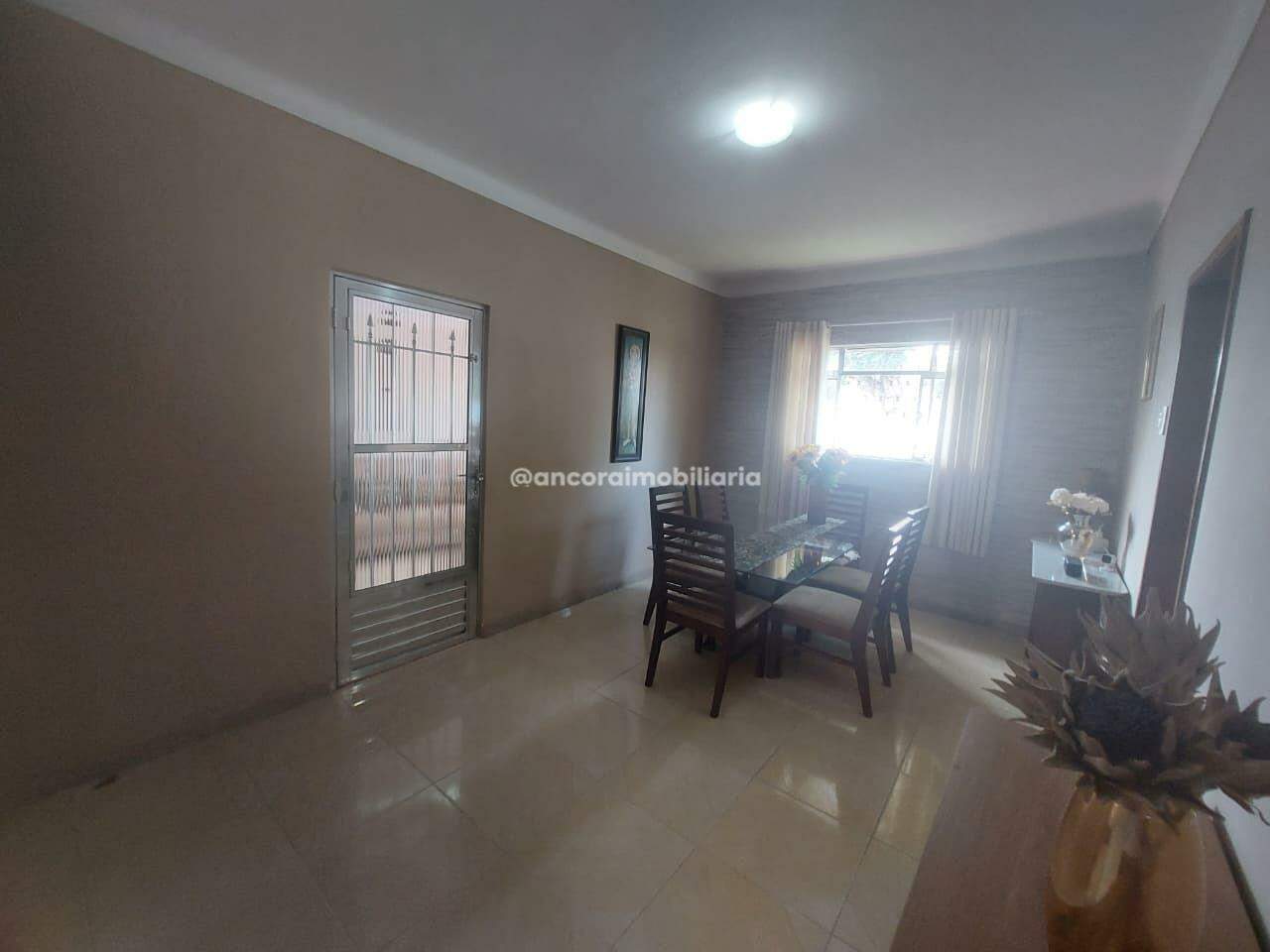 Casa à venda no Cajueiro: