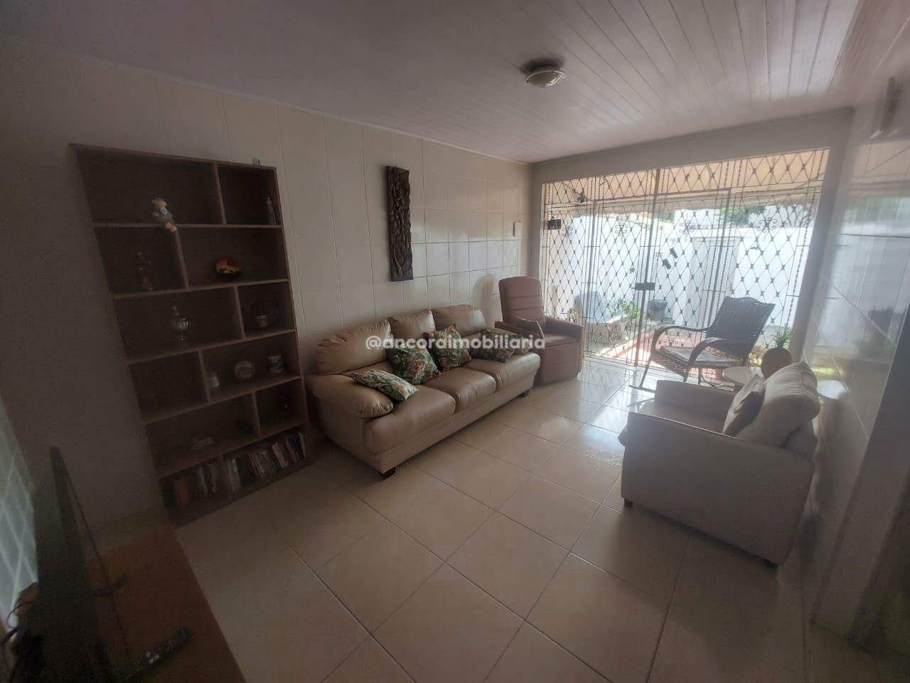 Casa à venda no Cajueiro: