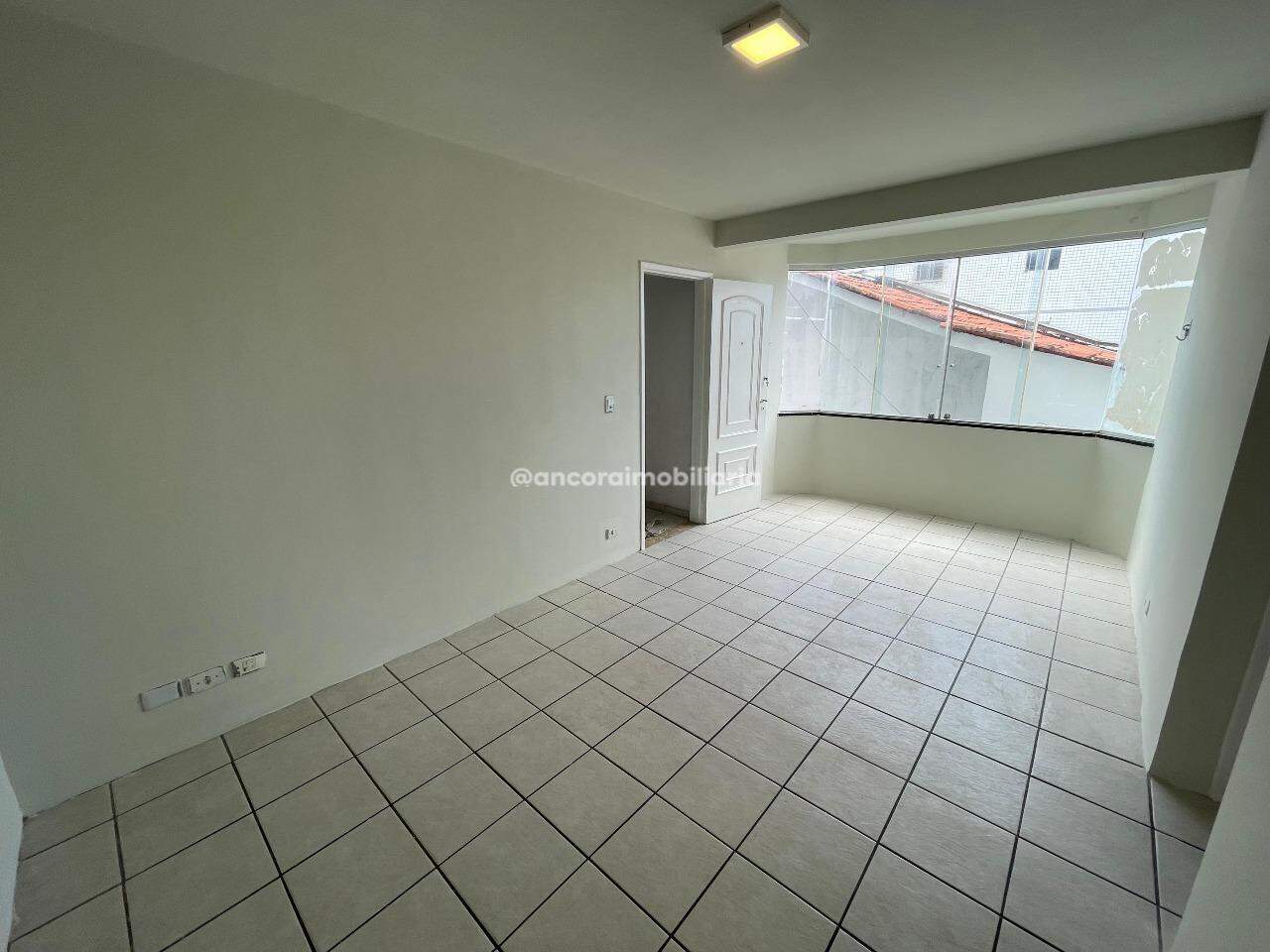 Apartamento para aluguel no Jiquiá: 