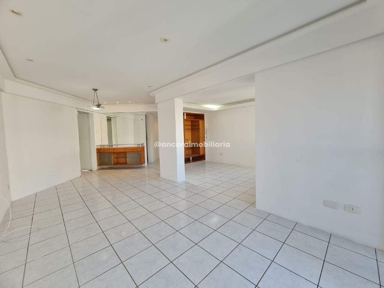 Apartamento à venda no Parnamirim: 