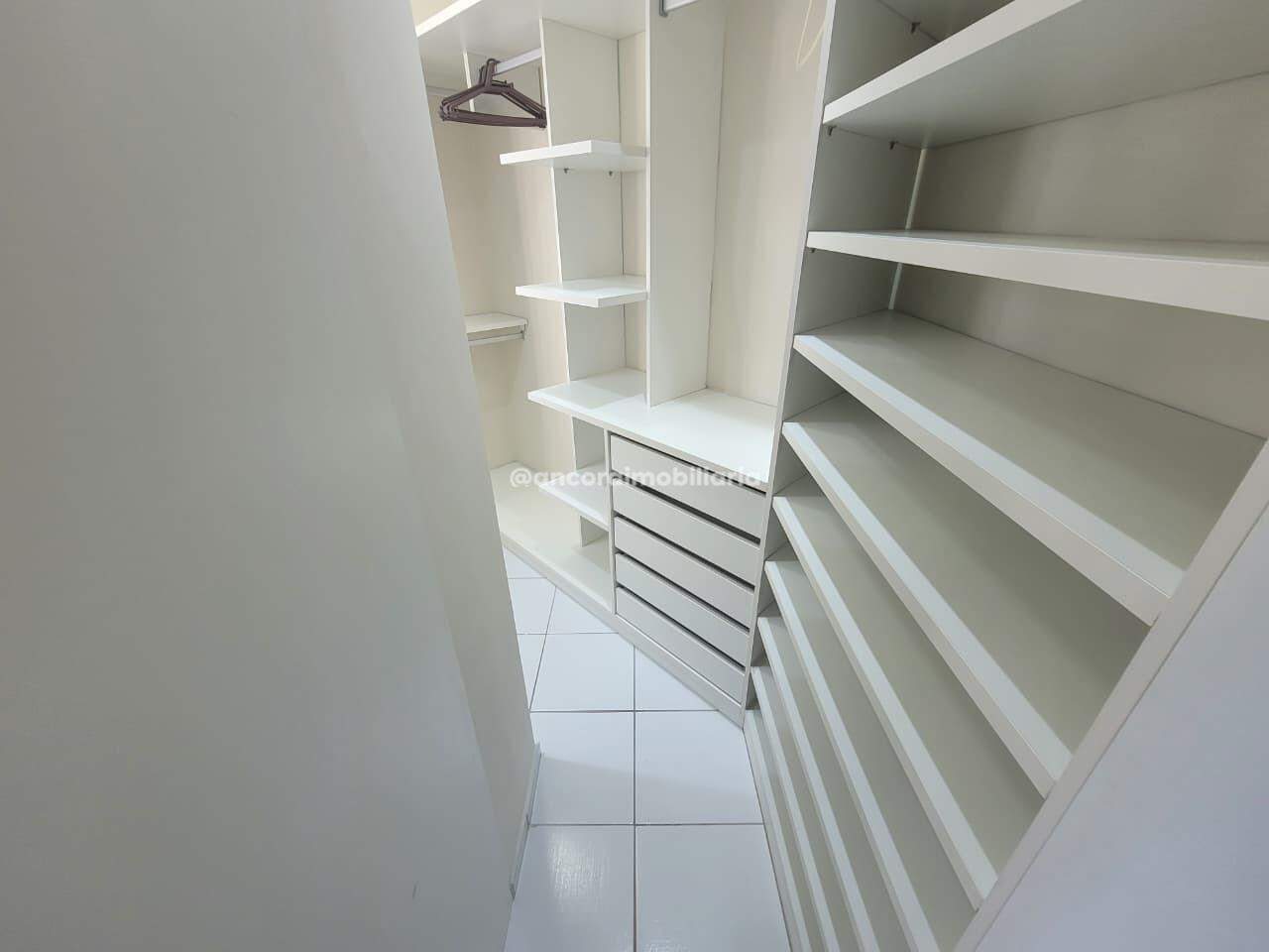 Apartamento para aluguel no Torre: