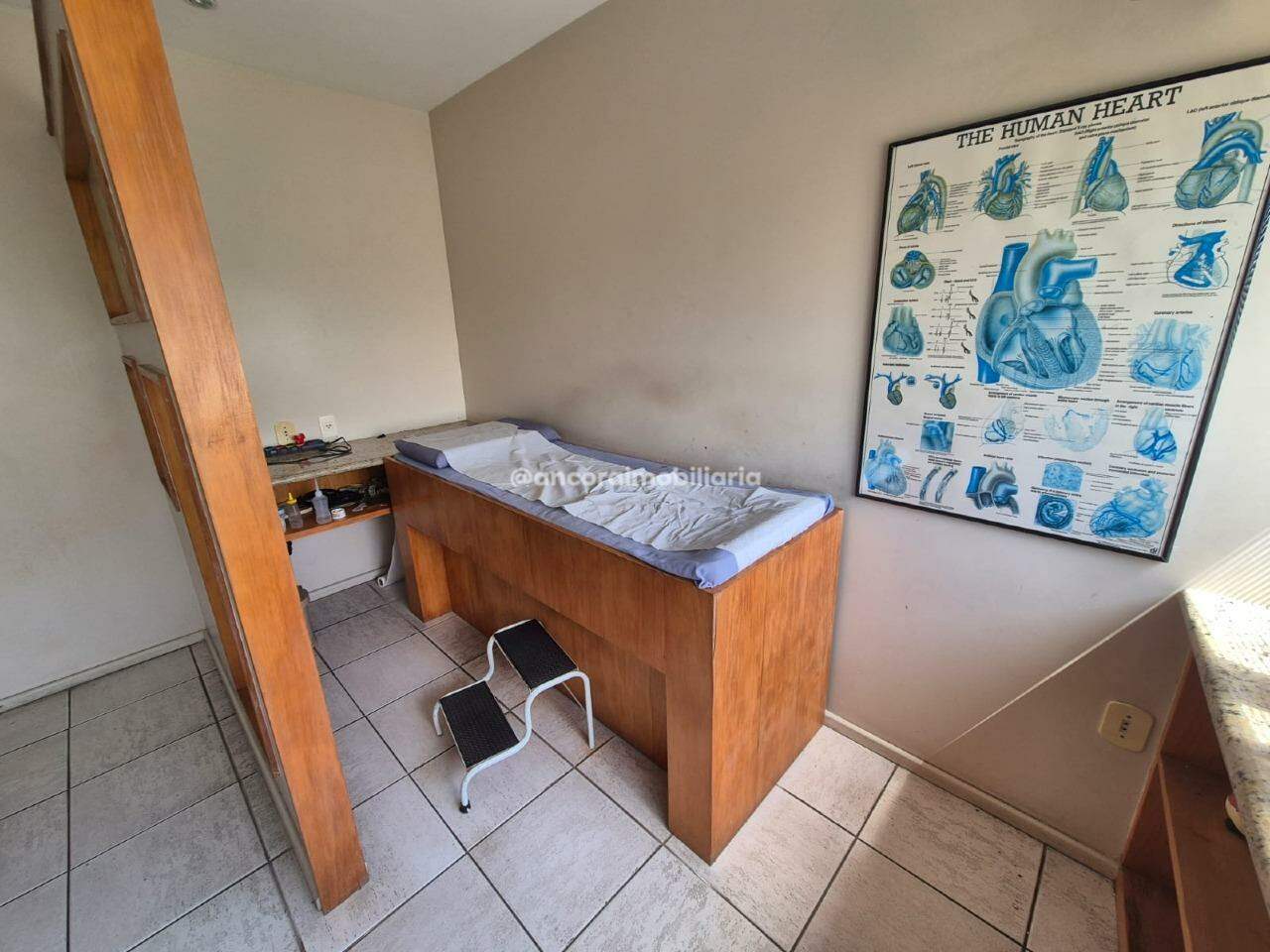Sala à venda no Coelhos: 