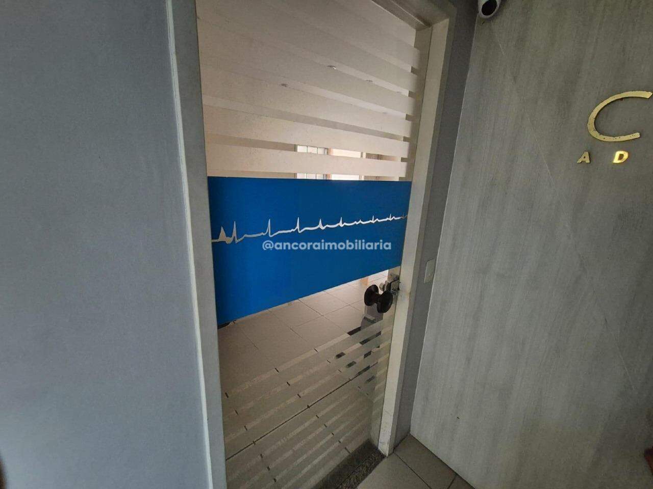 Sala à venda no Coelhos: 