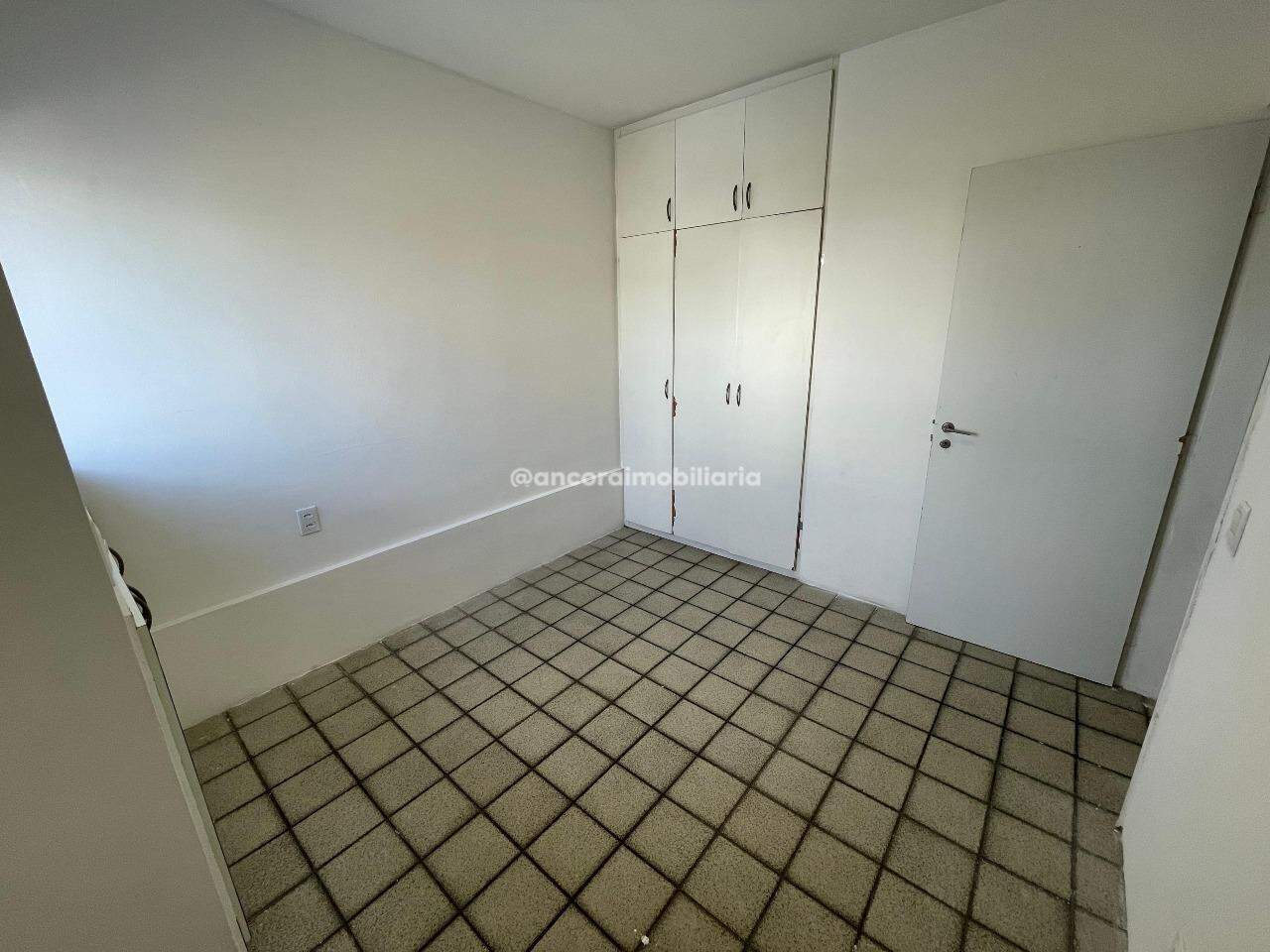 Apartamento à venda no Graças: 
