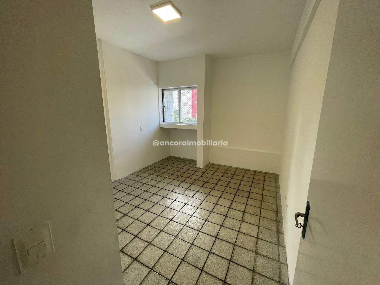 Apartamento à venda no Graças: 