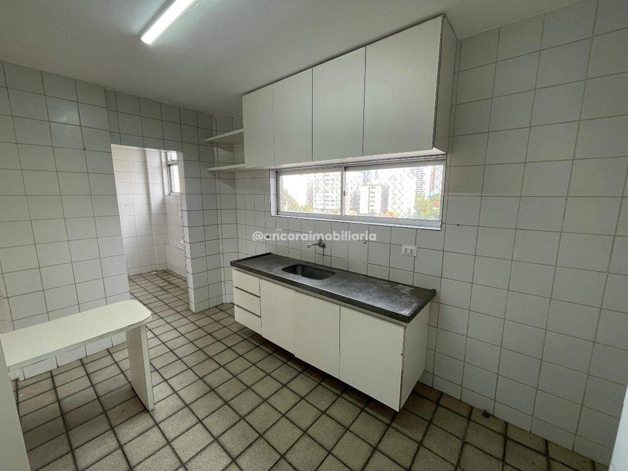 Apartamento à venda no Graças: 