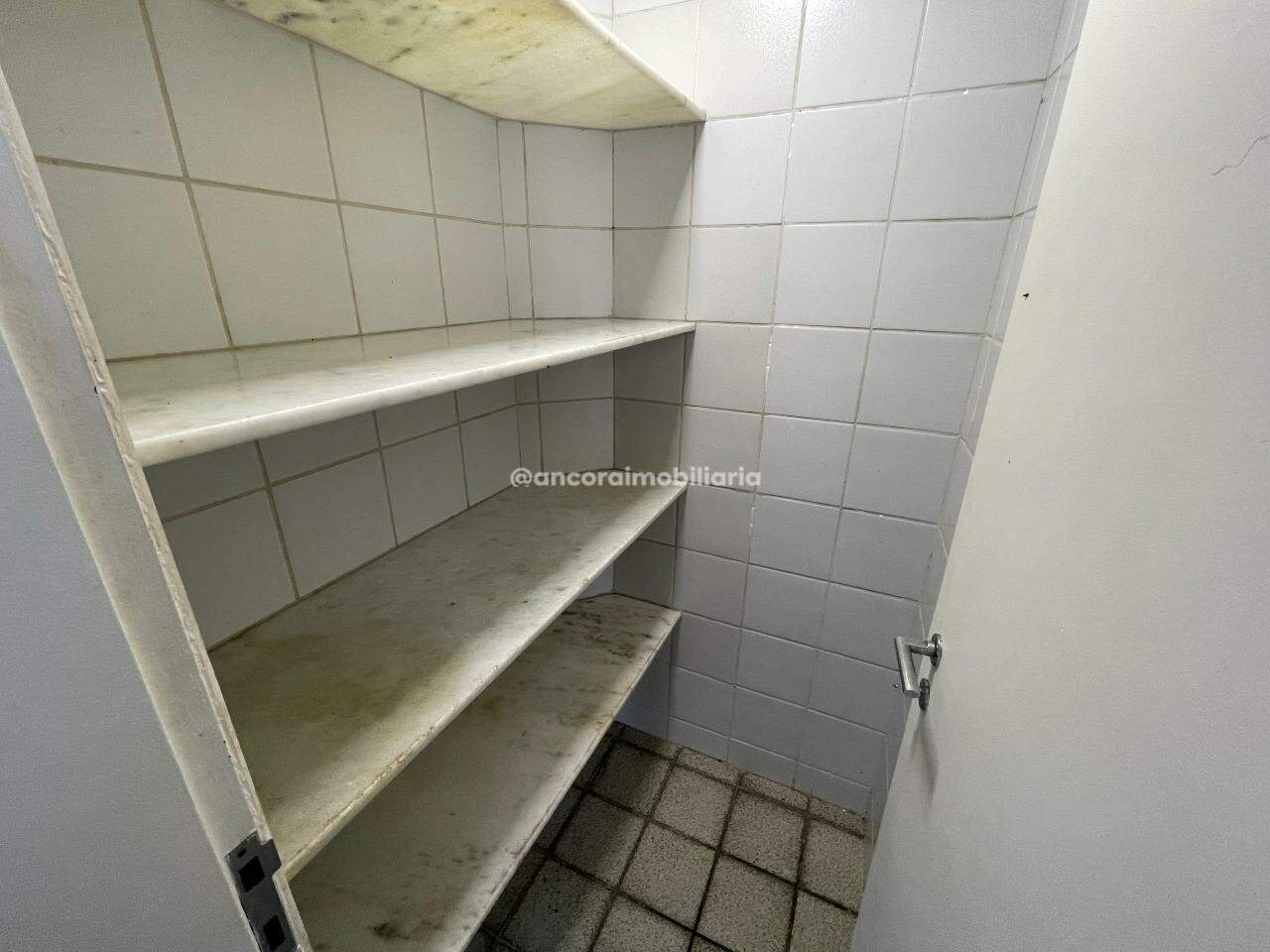 Apartamento à venda no Graças: 