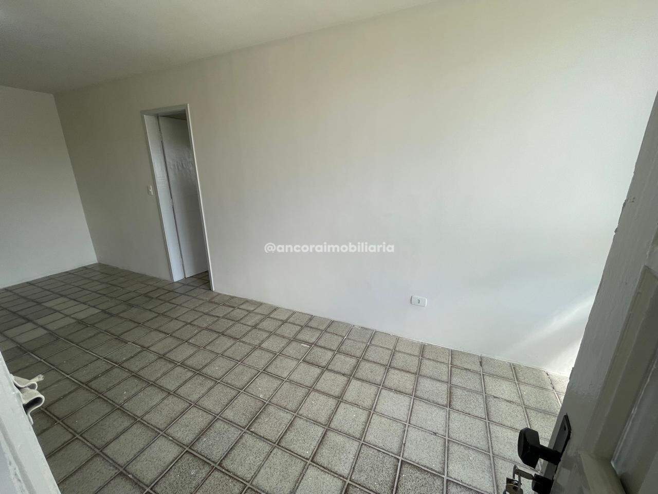 Casa para aluguel no Afogados: 