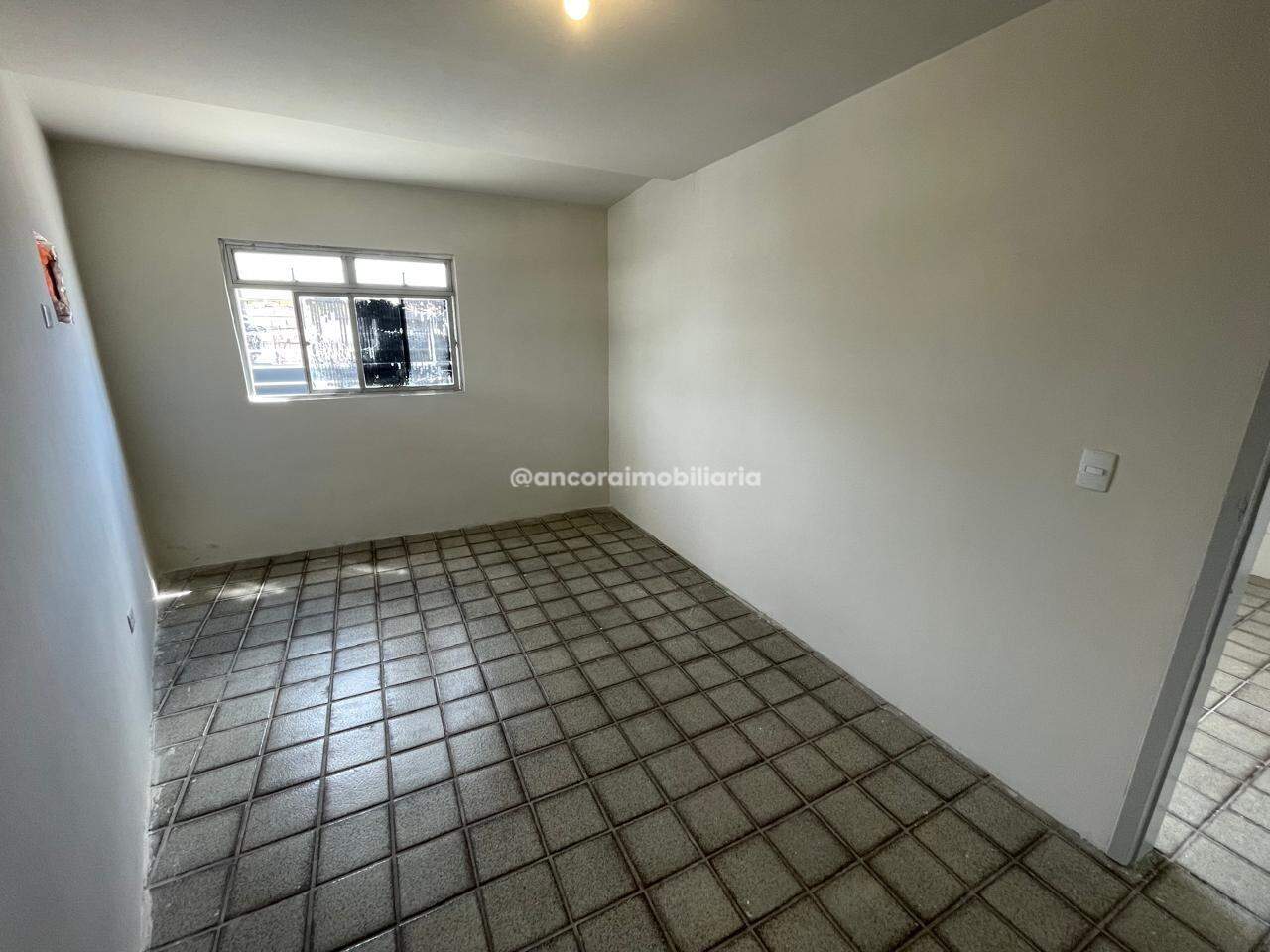 Casa para aluguel no Afogados: 