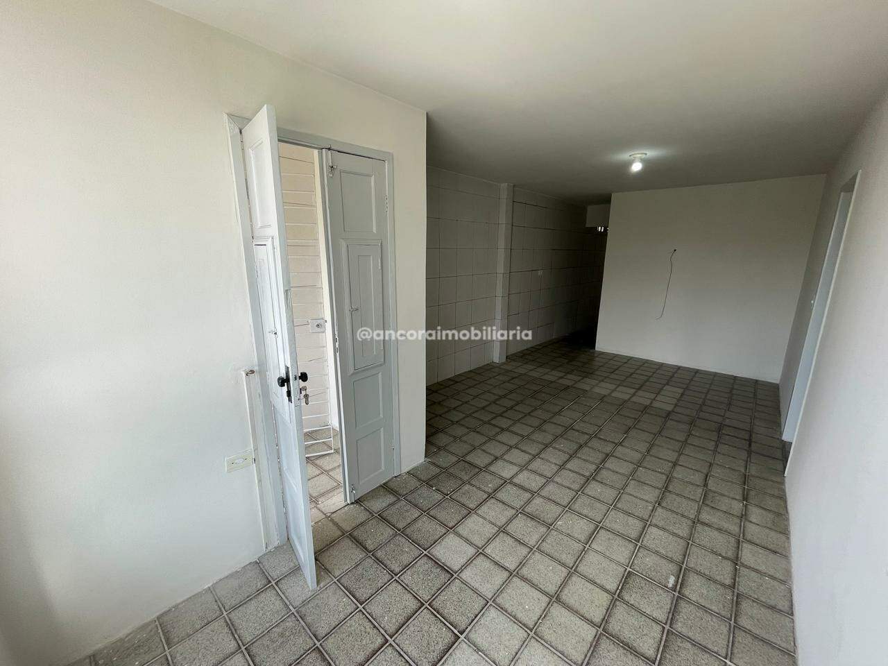 Casa para aluguel no Afogados: 