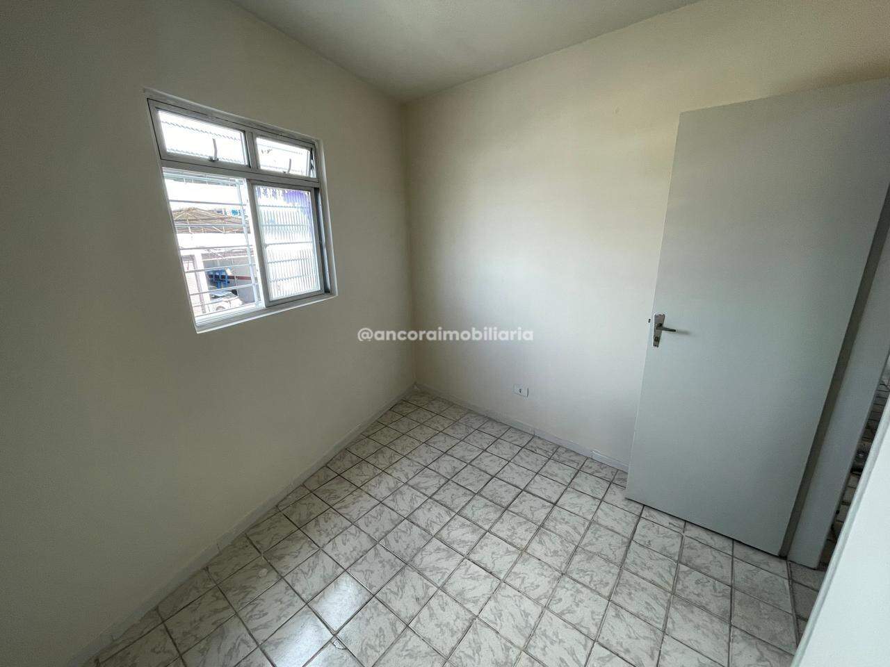 Casa para aluguel no Afogados: 