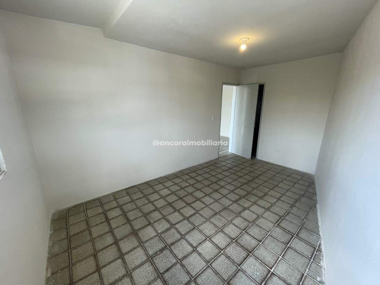 Casa para aluguel no Afogados: 