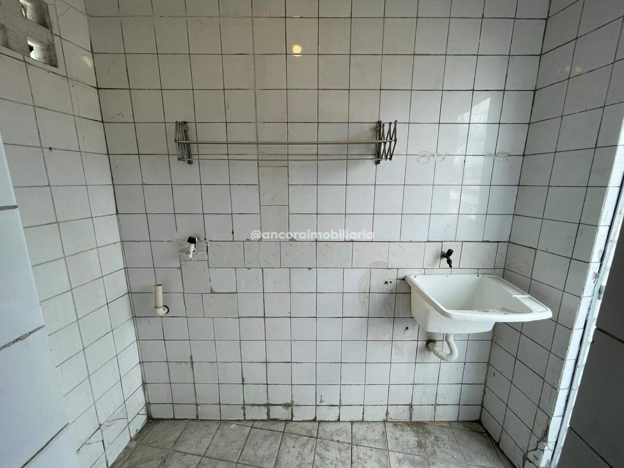 Casa para aluguel no Afogados: 