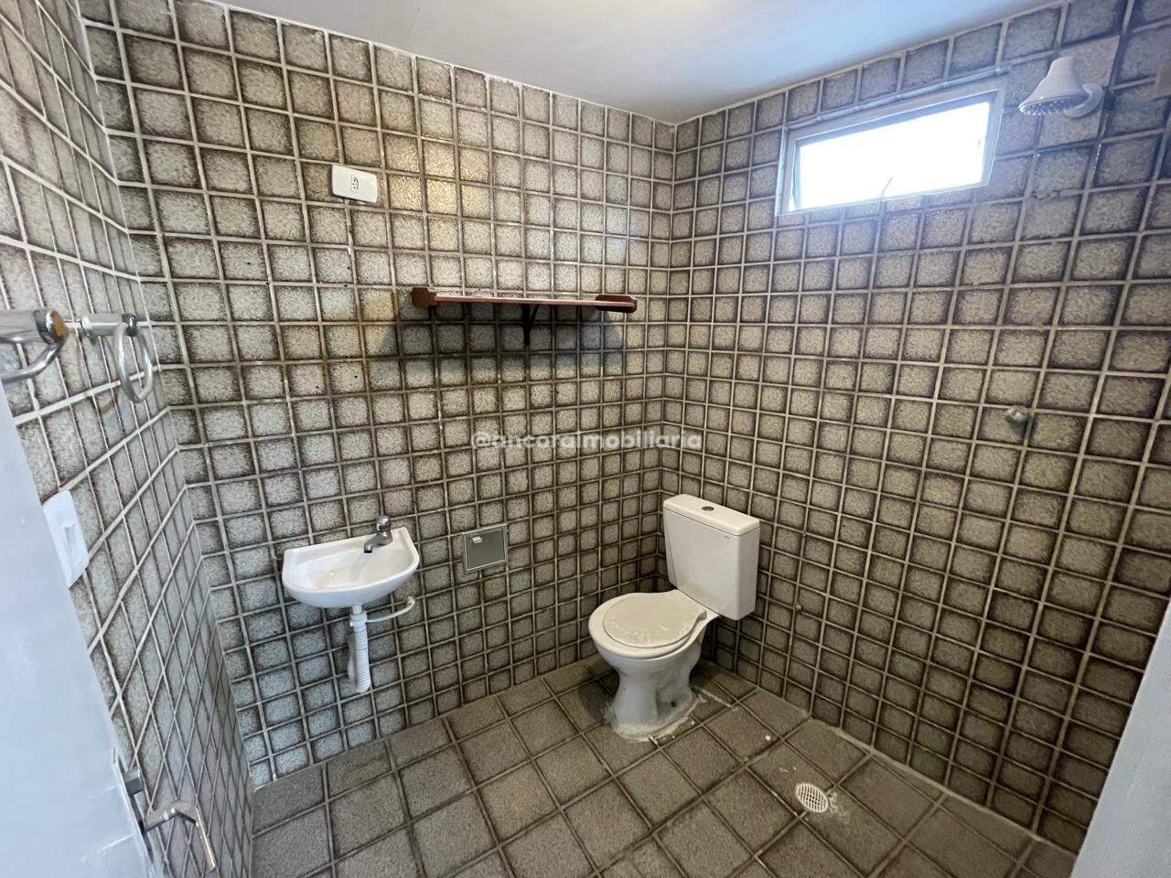 Casa para aluguel no Afogados: 