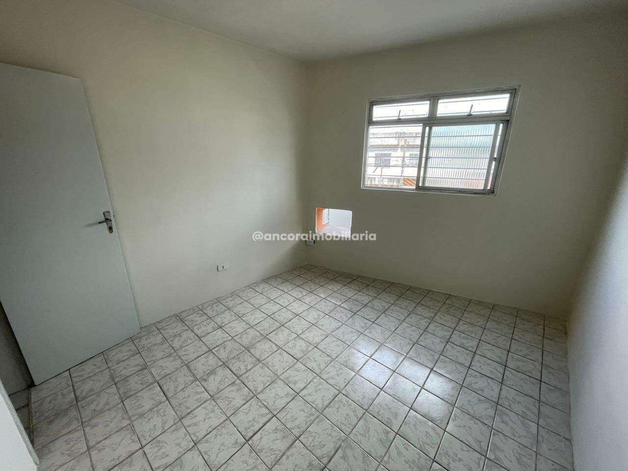Casa para aluguel no Afogados: 