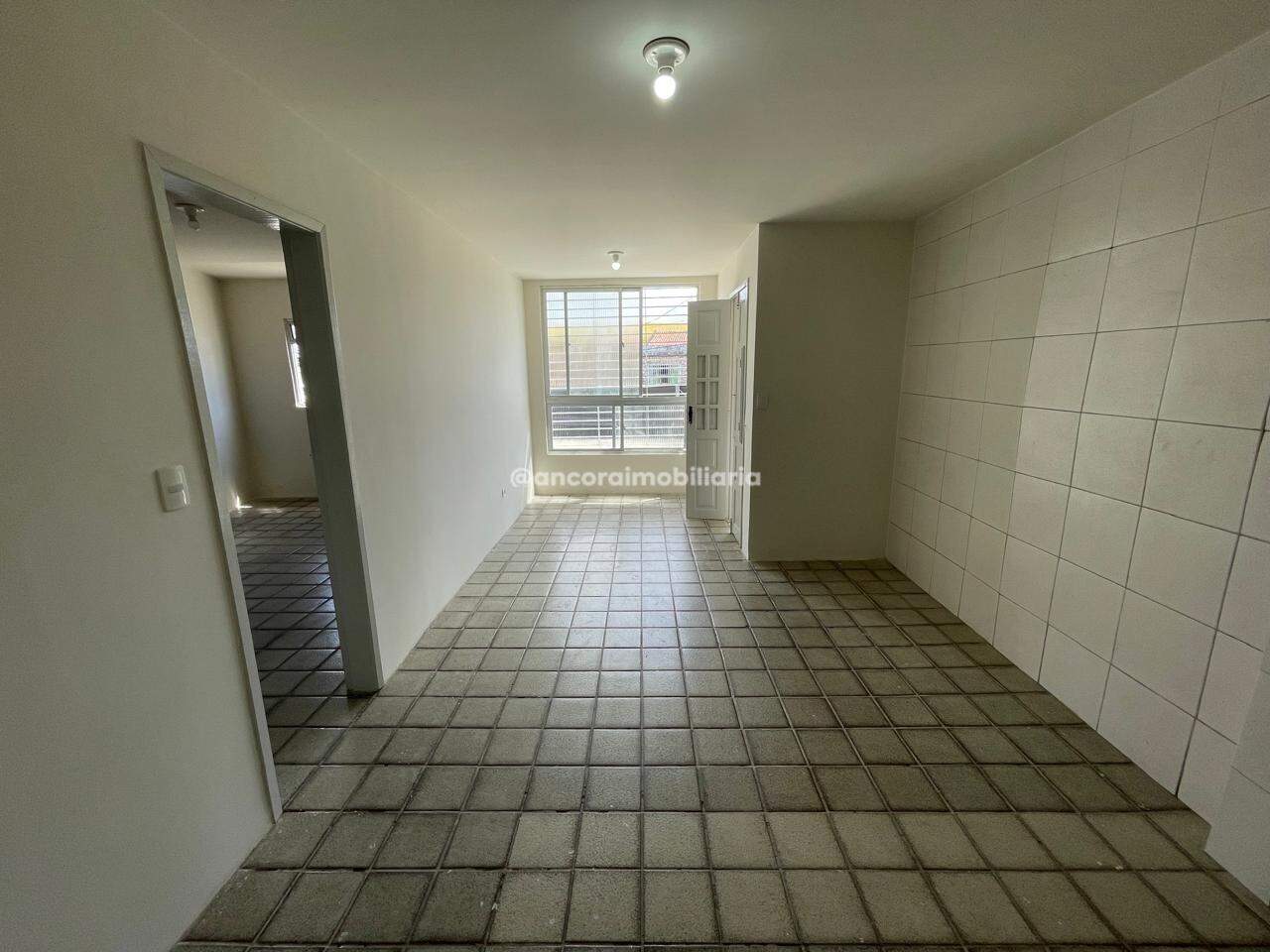 Casa para aluguel no Afogados: 