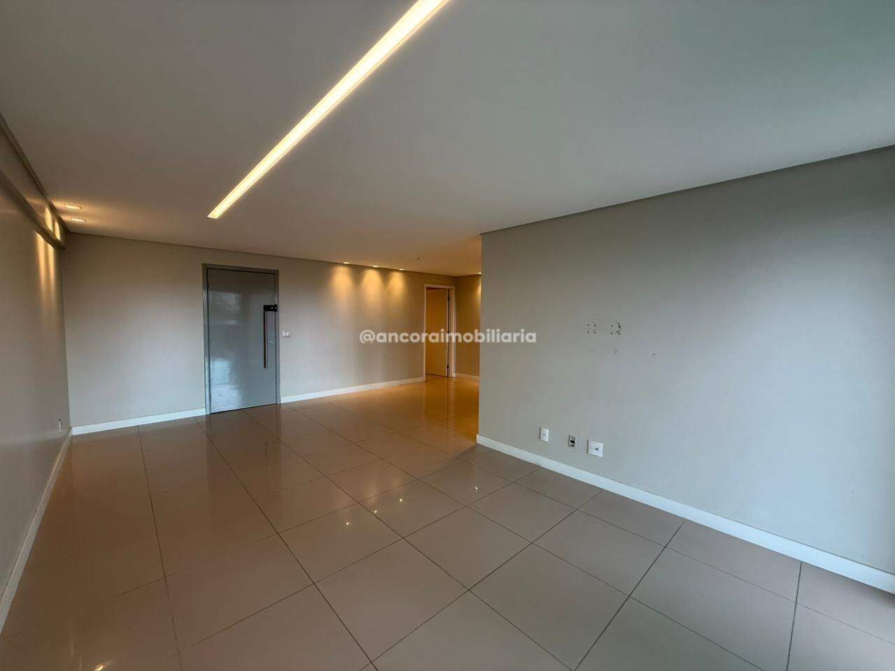Apartamento à venda no Ilha do Retiro: 