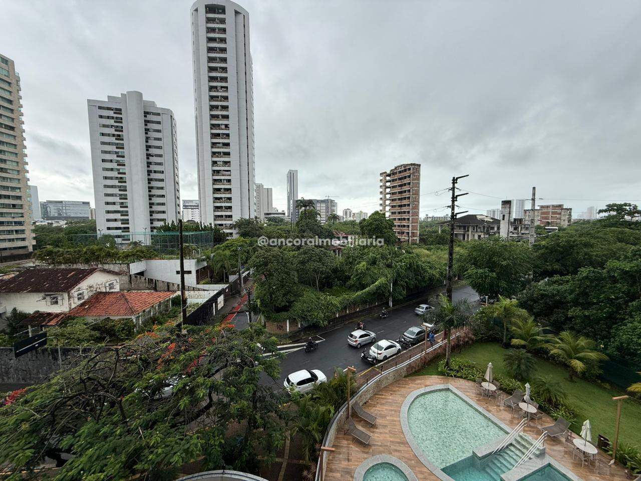 Apartamento à venda no Ilha do Retiro: 