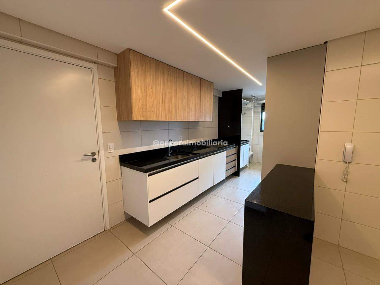 Apartamento à venda no Ilha do Retiro: 