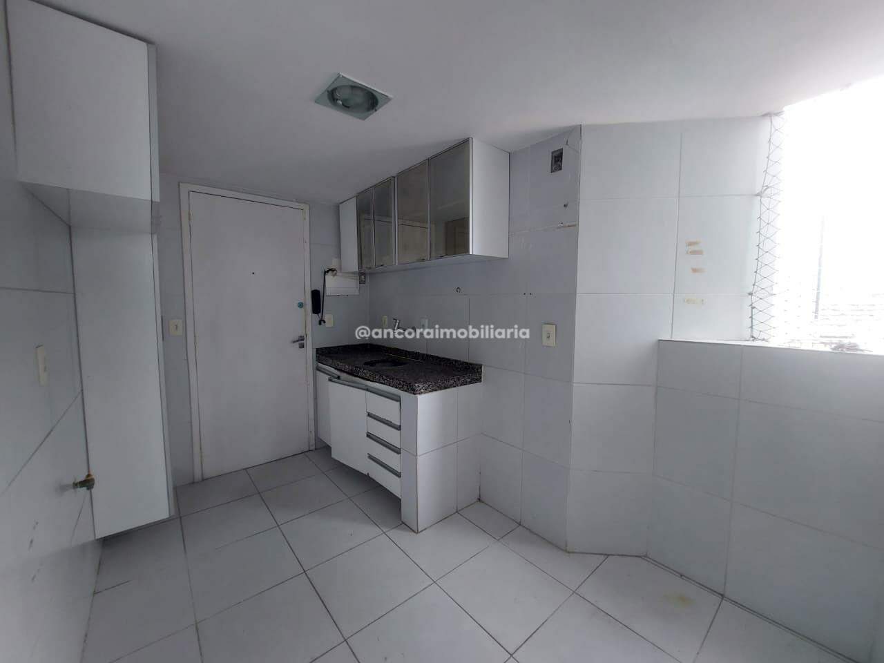 Apartamento à venda no Ilha do Leite: 