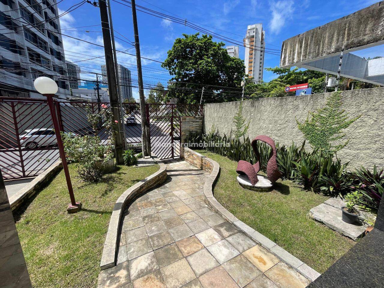 Apartamento para aluguel no Derby: