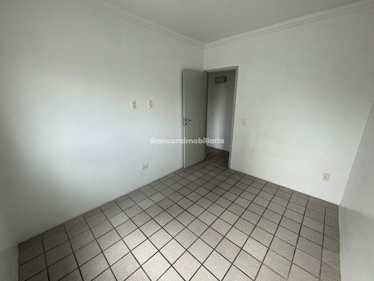 Apartamento para aluguel no Derby: